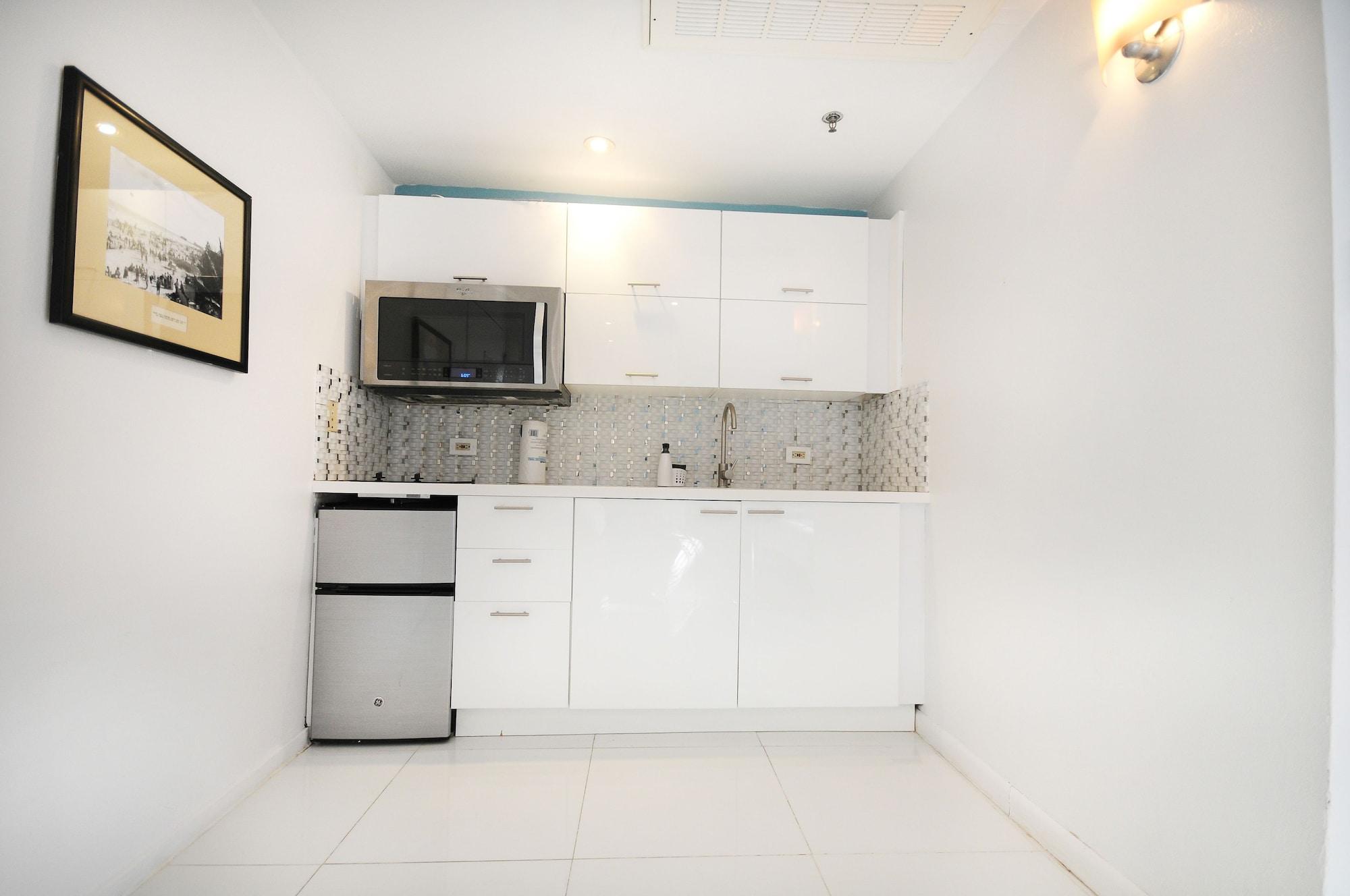 First Street Apartments Miami Beach Exterior photo