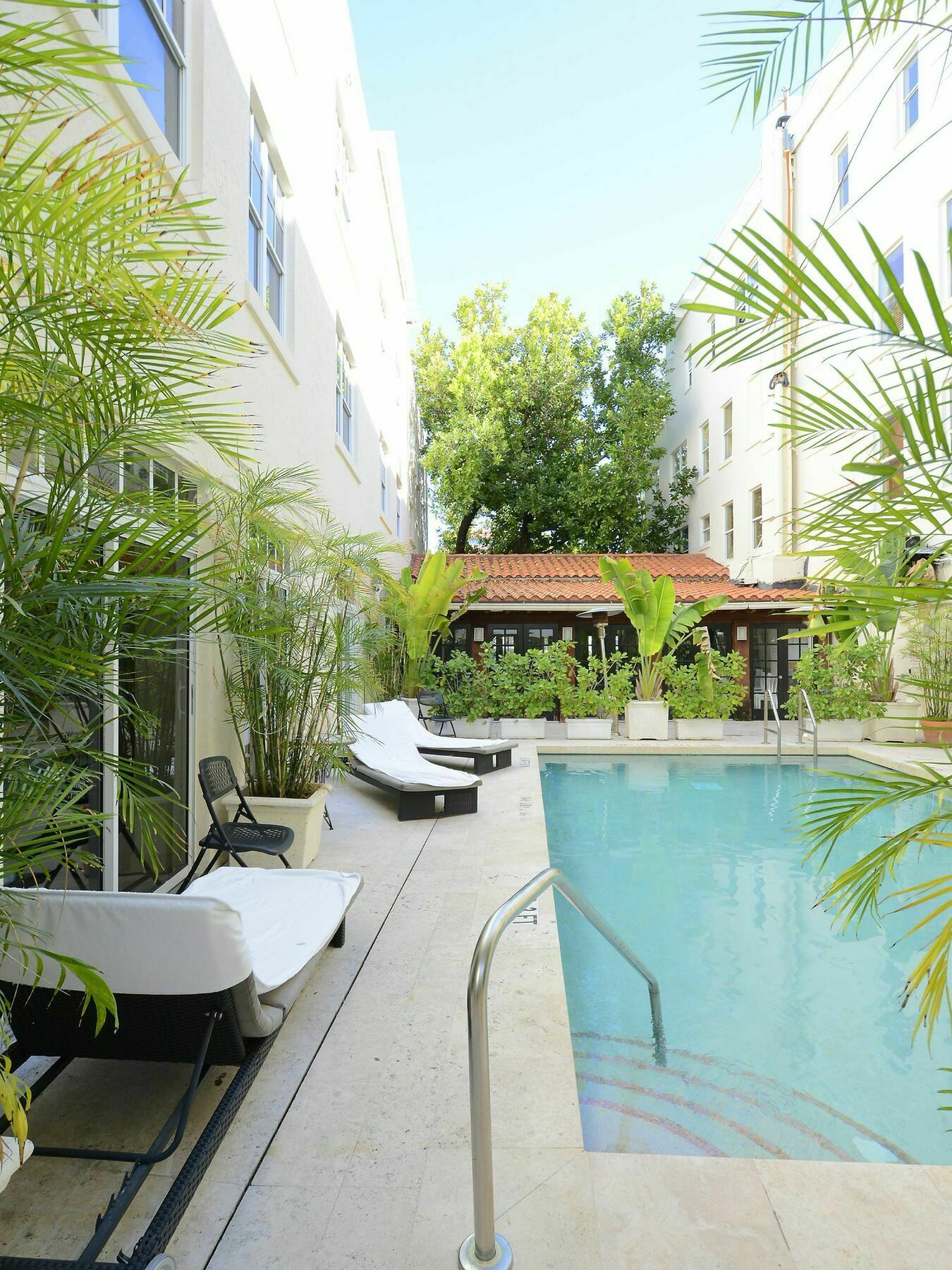 First Street Apartments Miami Beach Exterior photo